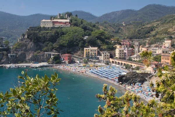 Quelles stratégies de marketing peuvent aider les entreprises de tourisme rural à attirer des visiteurs en basse saison ?