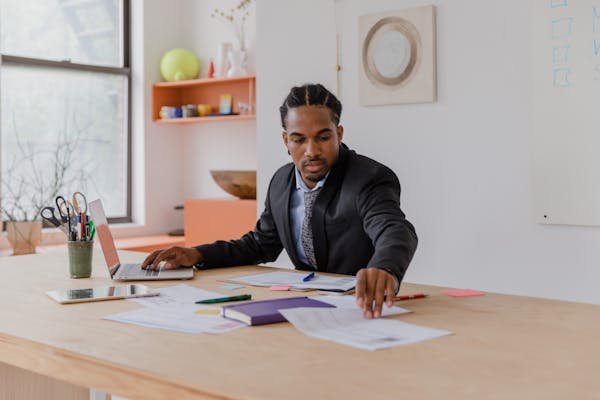 Tout savoir sur le rôle de chef de projet amoa en informatique