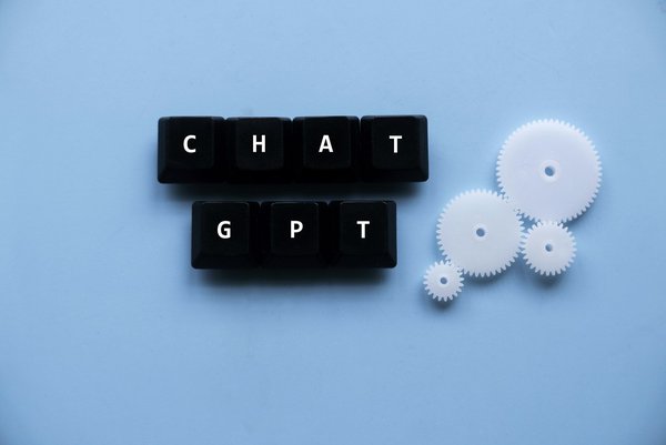 Chat gpt : l'ia accessible pour des échanges instantanés